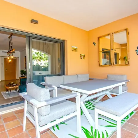 Jardines De Las Marinas Con Una Gran Terraza Apartment